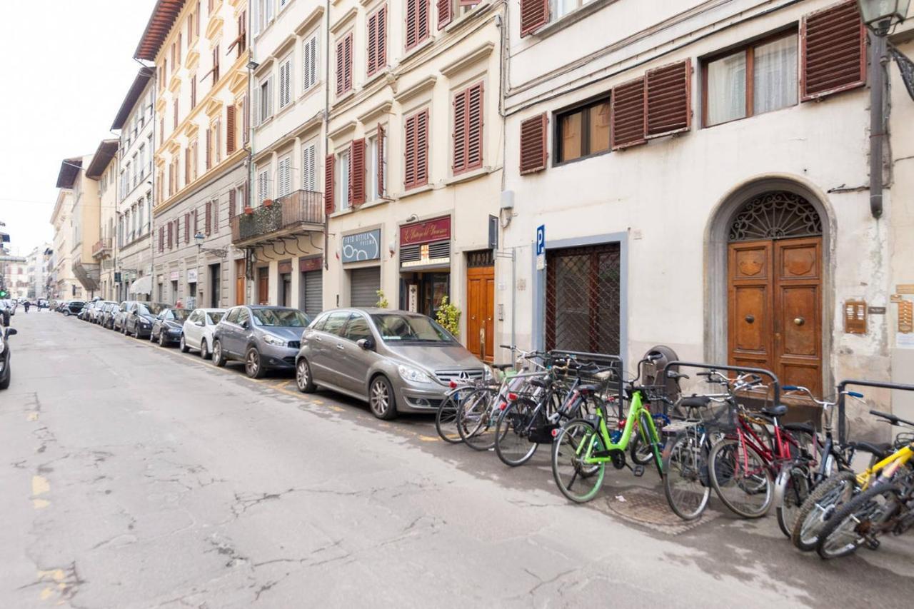 Love Weekend Near Piazza Ognissanti Firenze Ruang foto